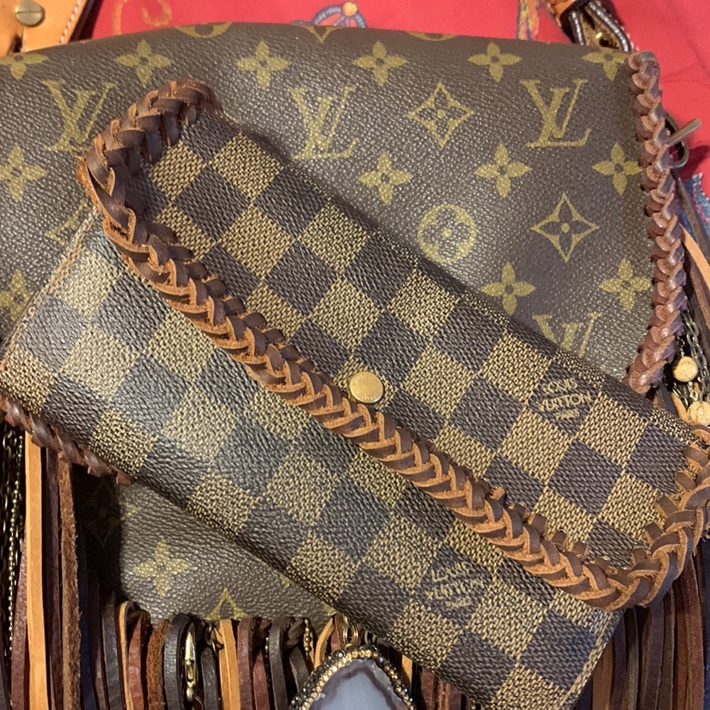 Boho Vintage Louis Vuitton damier wallet